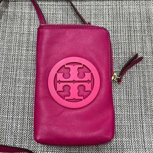 Tory Burch phone crossbody. NWOT.